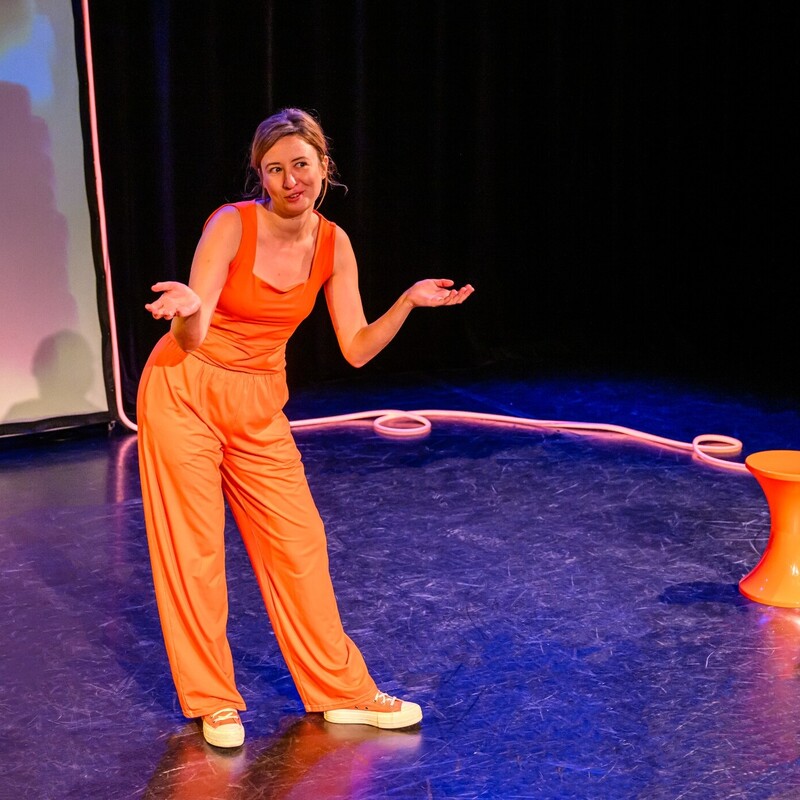 Anne Neuteboom <br><div class='small'>fotograaf: <a href='http://www.togtstrip.nl' target='_blank'>Annemieke van der Togt</a></div>